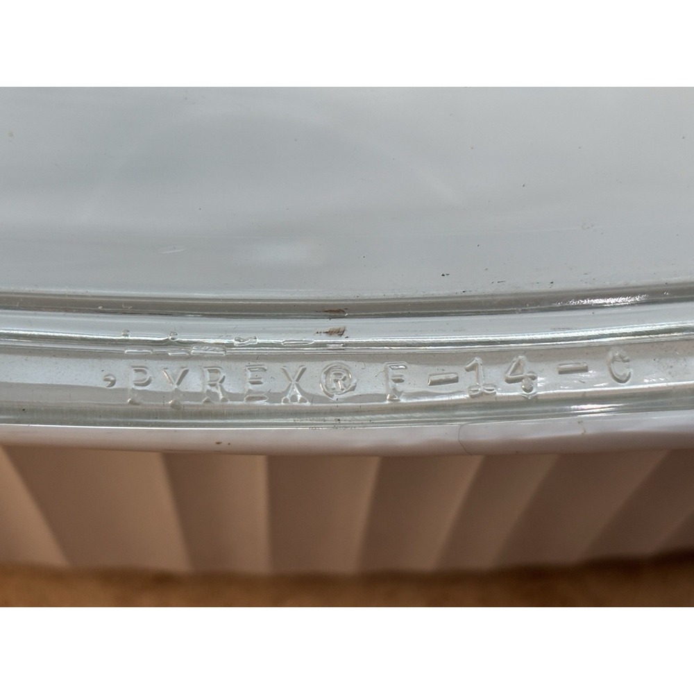 CorningWare French White 4 Qt Oval Casserole &Glass Pyrex Lid F-14-B Baking Dish - Picture 8 of 8